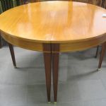 416 2373 DINING TABLE